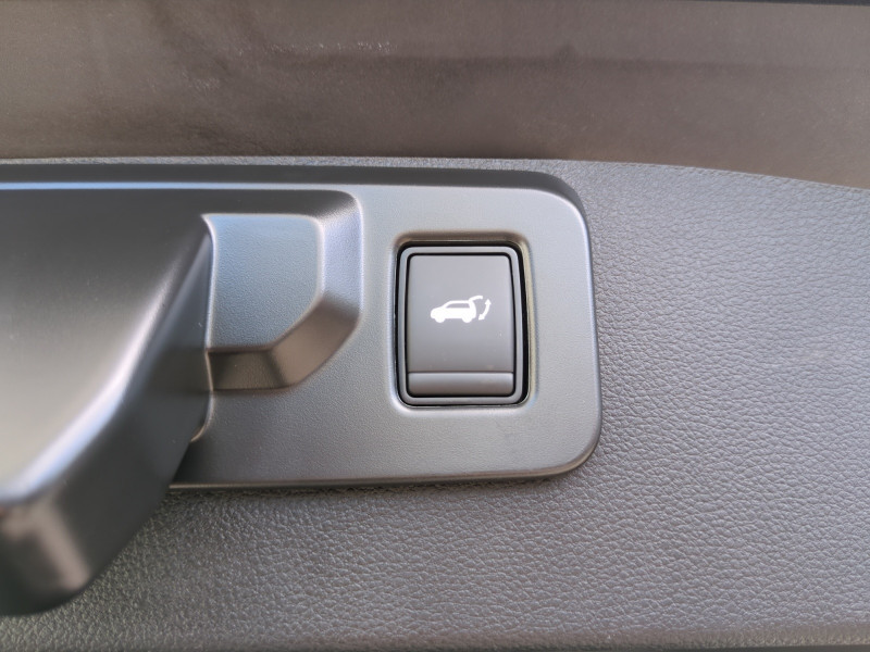 Photo 18 de l'offre de RENAULT SYMBIOZ 1.6 E-TECH FULL HYBRID 145CH ICONIC - 20 % à 31999€ chez Automobiles 25