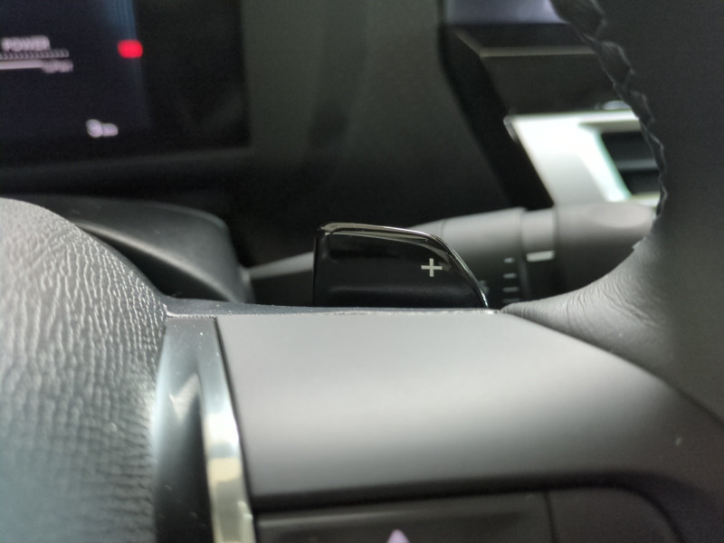 Photo 18 de l'offre de CITROEN C4 1.2 HYBRIDE 145CH S&S MAX AUTOMATIQUE -33 % à 24499€ chez Automobiles 25