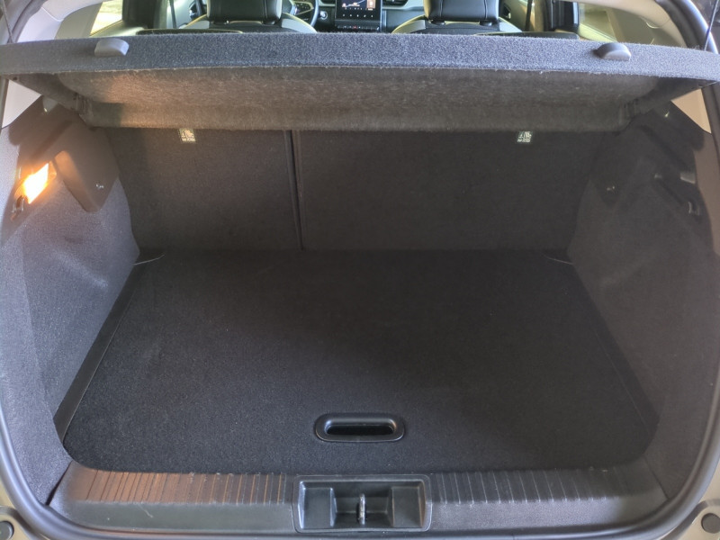Photo 19 de l'offre de RENAULT CAPTUR II 1.0 TCE 100CH INTENS à 15900€ chez Automobiles 25