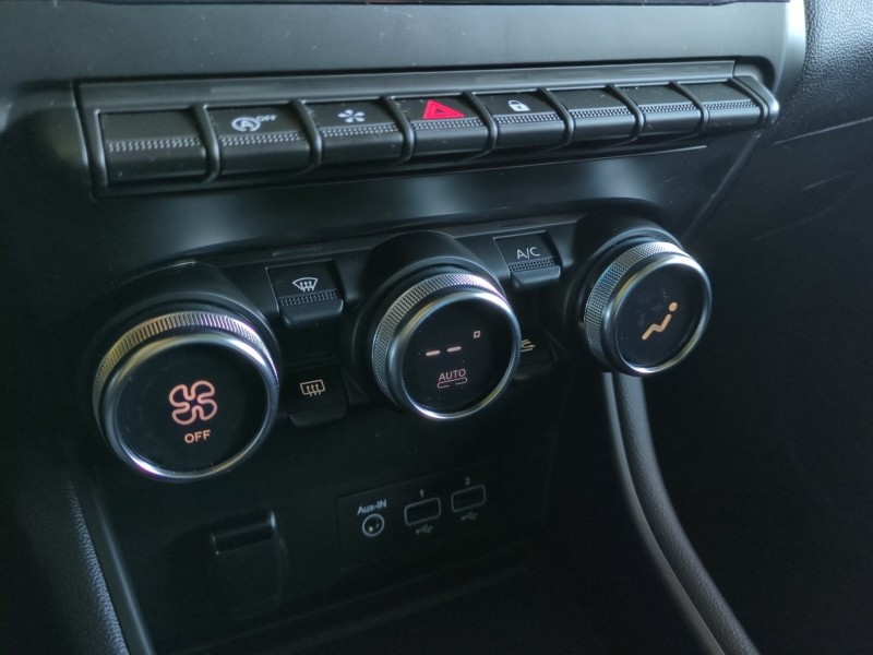 Photo 15 de l'offre de RENAULT CAPTUR II 1.0 TCE 100CH INTENS à 15900€ chez Automobiles 25