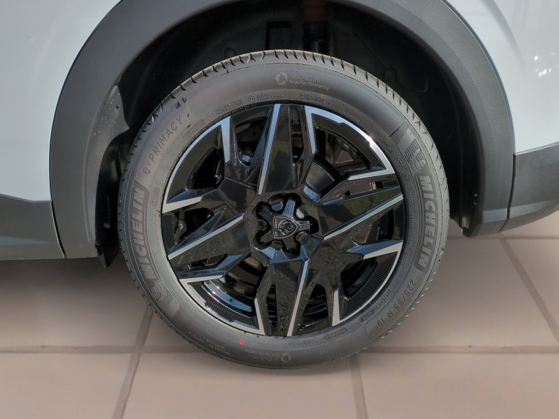 Photo 20 de l'offre de PEUGEOT 3008 1.2 HYBRID 145CH ALLURE E-DCS6 -29% à 29998€ chez Automobiles 25