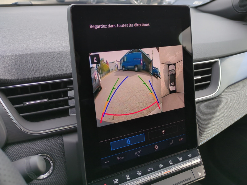 Photo 14 de l'offre de RENAULT SYMBIOZ 1.6 E-TECH FULL HYBRID 145CH ESPRIT ALPINE -23% à 29999€ chez Automobiles 25