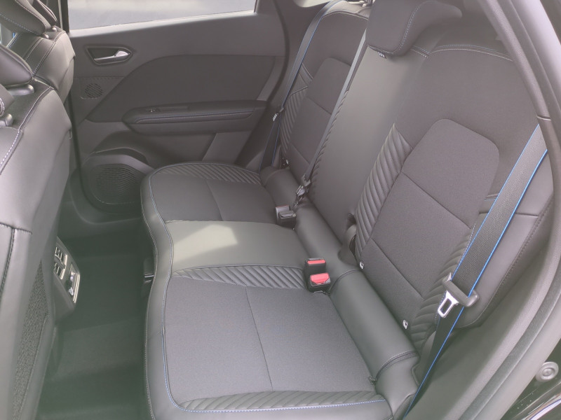 Photo 6 de l'offre de RENAULT SYMBIOZ 1.6 E-TECH FULL HYBRID 145CH ESPRIT ALPINE -23% à 29999€ chez Automobiles 25