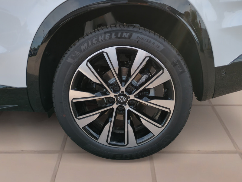 Photo 20 de l'offre de RENAULT AUSTRAL 1.2 E-TECH FULL HYBRID 200CH TECHNO - 22% à 34498€ chez Automobiles 25