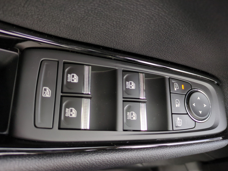 Photo 18 de l'offre de RENAULT AUSTRAL 1.2 E-TECH FULL HYBRID 200CH TECHNO - 22% à 34498€ chez Automobiles 25