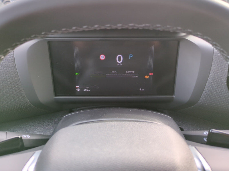 Photo 7 de l'offre de CITROEN C4 1.2 HYBRIDE 145CH S&S MAX AUTOMATIQUE -31% à 24499€ chez Automobiles 25