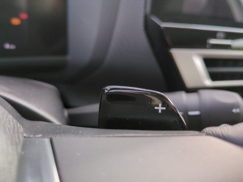 Photo 16 de l'offre de CITROEN C4 1.2 HYBRIDE 145CH S&S MAX AUTOMATIQUE -31% à 24499€ chez Automobiles 25