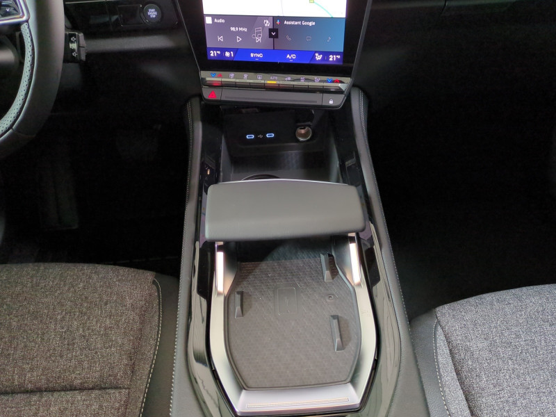 Photo 9 de l'offre de RENAULT AUSTRAL 1.2 E-TECH FULL HYBRID 200CH TECHNO - 25% à 34498€ chez Automobiles 25