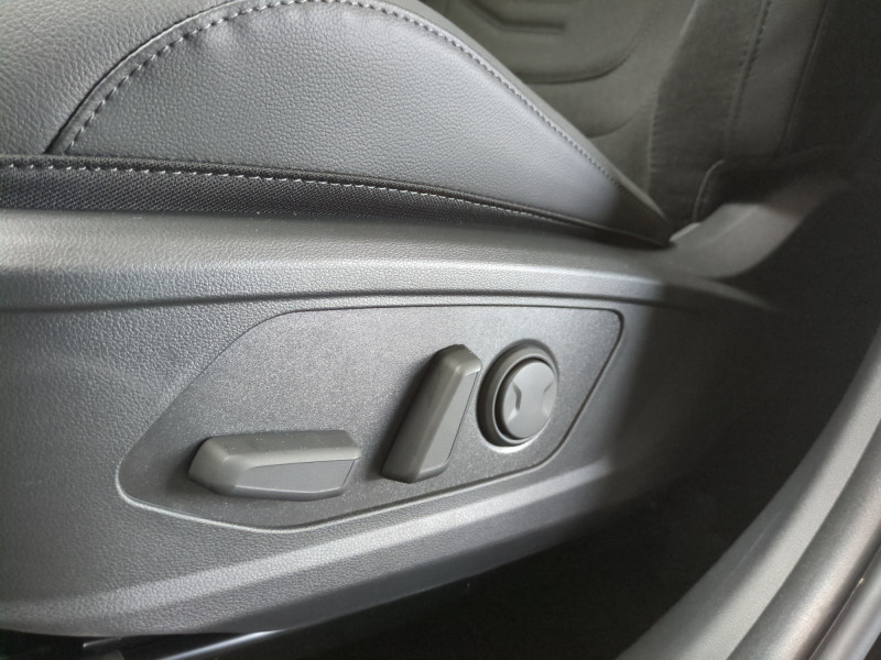 Photo 17 de l'offre de HYUNDAI TUCSON 1.6 T-GDI 215CH HYBRID CREATIVE - 21 % à 34998€ chez Automobiles 25