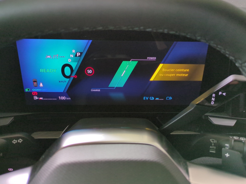 Photo 8 de l'offre de RENAULT AUSTRAL 1.2 E-TECH FULL HYBRID 200CH TECHNO - 25% à 34498€ chez Automobiles 25