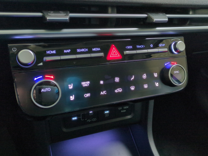 Photo 14 de l'offre de HYUNDAI TUCSON 1.6 T-GDI 215CH HYBRID EXECUTIVE -22% à 38999€ chez Automobiles 25