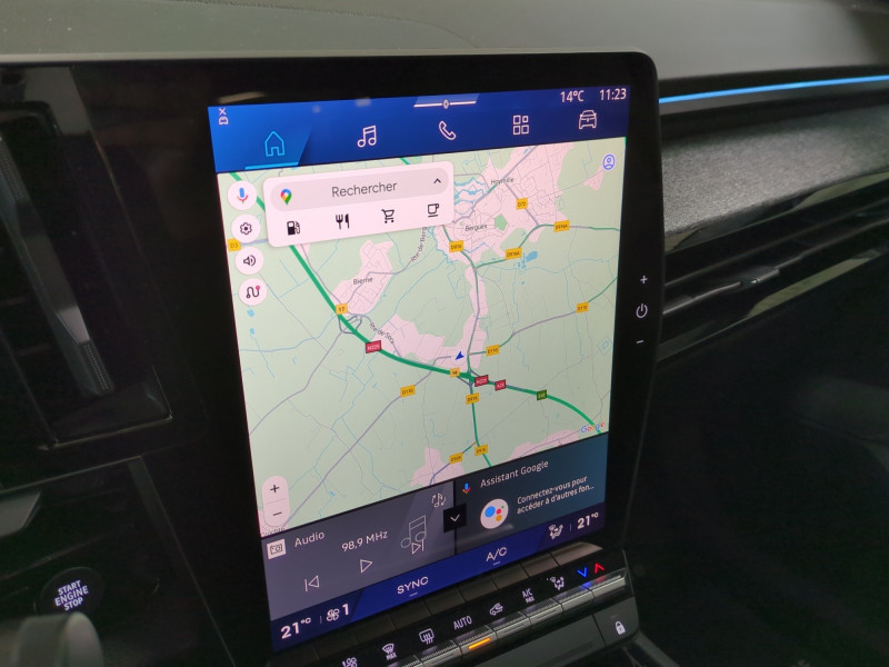 Photo 14 de l'offre de RENAULT AUSTRAL 1.2 E-TECH FULL HYBRID 200CH TECHNO - 25% à 34498€ chez Automobiles 25