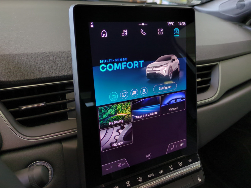 Photo 13 de l'offre de RENAULT CAPTUR II 1.0 TCE 90CH TECHNO -24% à 22999€ chez Automobiles 25