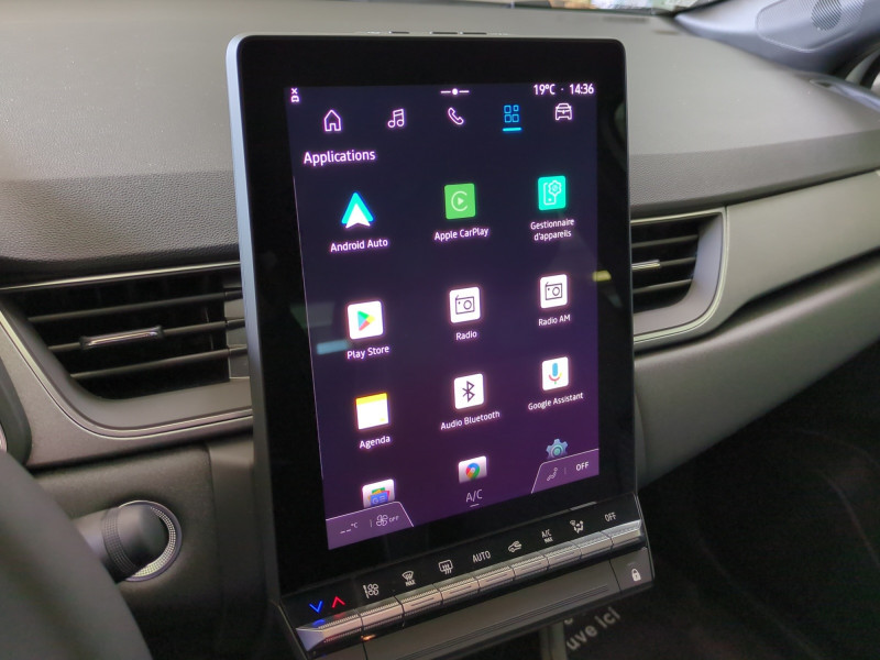 Photo 11 de l'offre de RENAULT CAPTUR II 1.0 TCE 90CH TECHNO -24% à 22999€ chez Automobiles 25