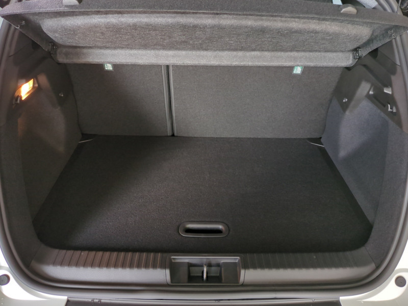 Photo 19 de l'offre de RENAULT CAPTUR II 1.0 TCE 90CH TECHNO -24% à 22999€ chez Automobiles 25