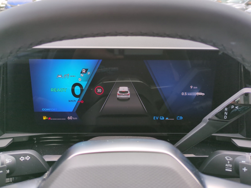 Photo 8 de l'offre de RENAULT AUSTRAL 1.2 E-TECH FULL HYBRID 200CH TECHNO - 22% à 34999€ chez Automobiles 25