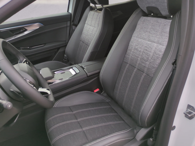 Photo 5 de l'offre de RENAULT AUSTRAL 1.2 E-TECH FULL HYBRID 200CH TECHNO - 22% à 34999€ chez Automobiles 25