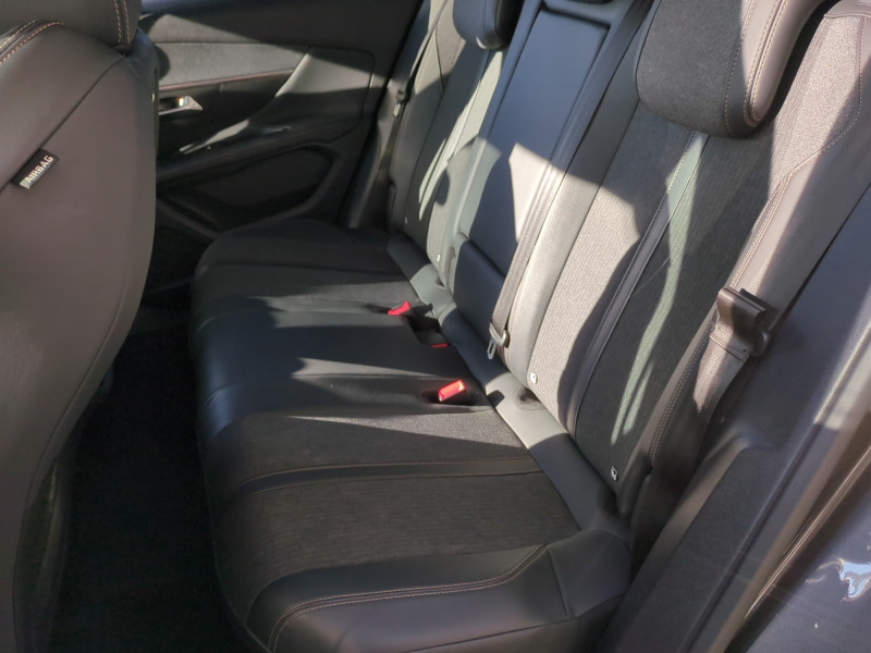 Photo 6 de l'offre de PEUGEOT 3008 1.5 BLUEHDI 130CH E6.C GT LINE S&S 7CV à 17490€ chez Automobiles 25