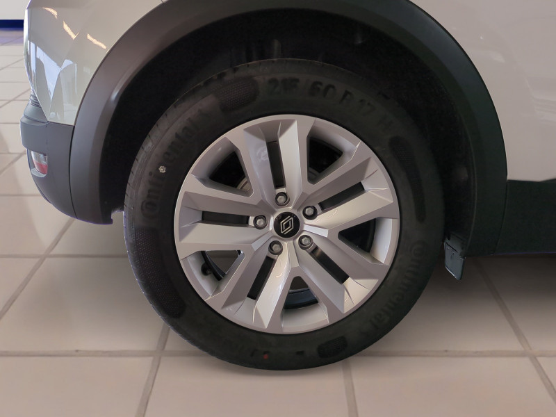 Photo 20 de l'offre de RENAULT CAPTUR II 1.0 TCE 90CH EVOLUTION - 26% à 20498€ chez Automobiles 25