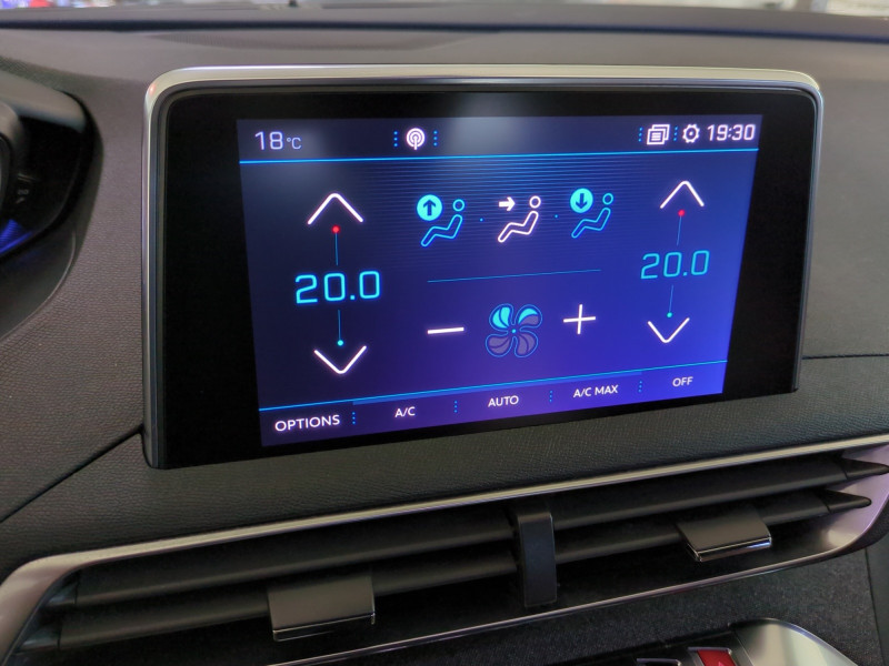 Photo 11 de l'offre de PEUGEOT 3008 1.5 BLUEHDI 130CH E6.C GT LINE S&S 7CV à 17490€ chez Automobiles 25