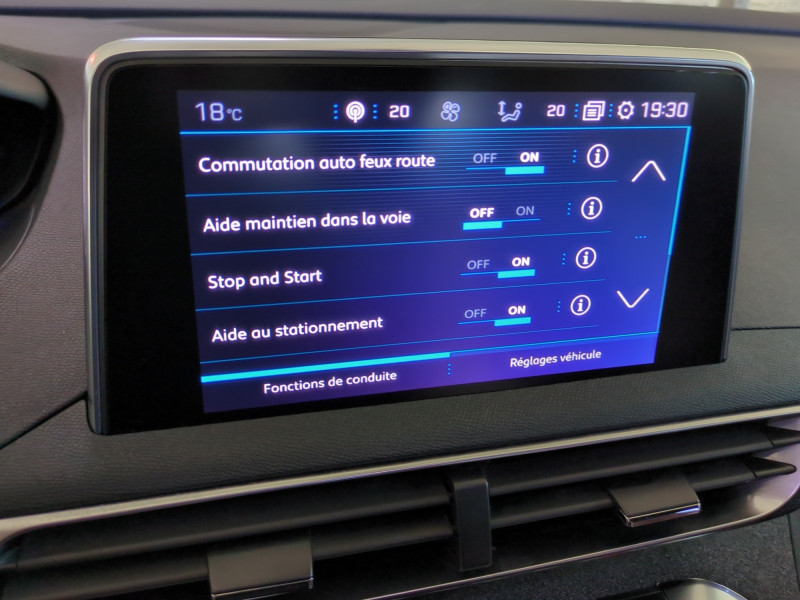 Photo 12 de l'offre de PEUGEOT 3008 1.5 BLUEHDI 130CH E6.C GT LINE S&S 7CV à 17490€ chez Automobiles 25