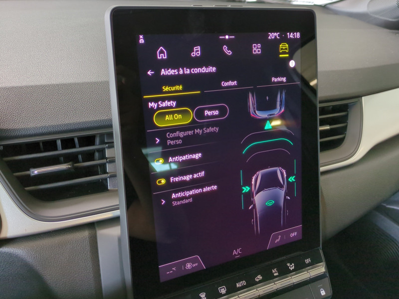 Photo 12 de l'offre de RENAULT CAPTUR II 1.0 TCE 90CH EVOLUTION - 26% à 20498€ chez Automobiles 25