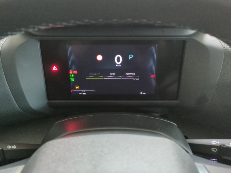 Photo 7 de l'offre de CITROEN C4 1.2 HYBRIDE 145CH S&S MAX AUTOMATIQUE -31% à 24499€ chez Automobiles 25