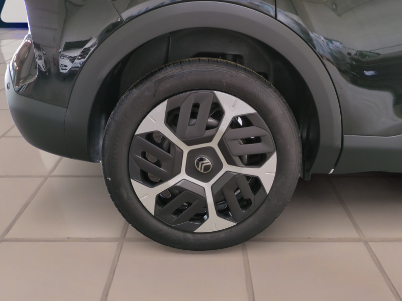 Photo 19 de l'offre de CITROEN C4 1.2 HYBRIDE 145CH S&S PLUS AUTOMATIQUE -32% à 21799€ chez Automobiles 25