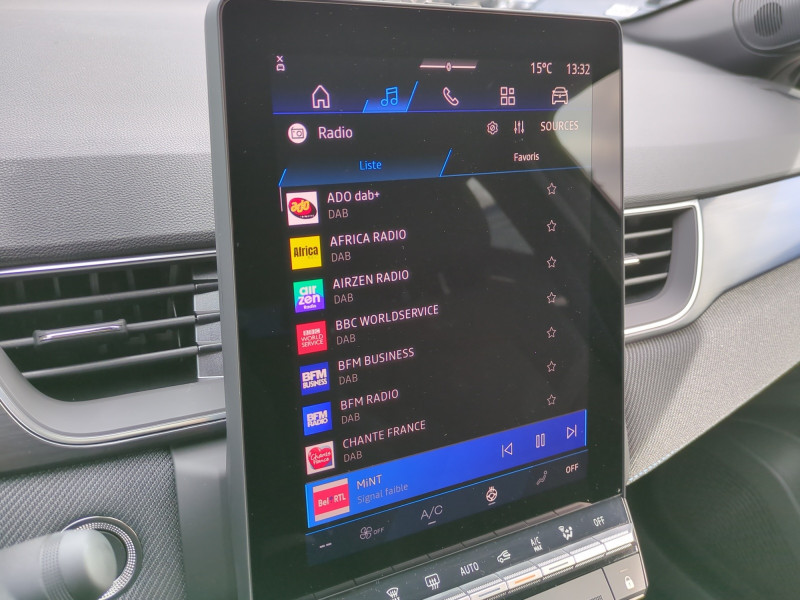 Photo 10 de l'offre de RENAULT SYMBIOZ 1.6 E-TECH FULL HYBRID 145CH ESPRIT ALPINE - 23 % à 29999€ chez Automobiles 25