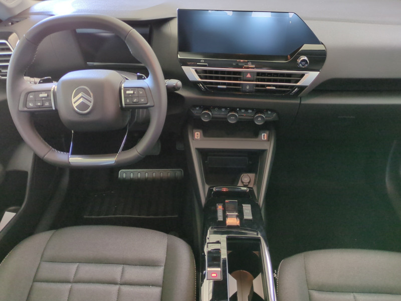 Photo 3 de l'offre de CITROEN C4 1.2 HYBRIDE 145CH S&S PLUS AUTOMATIQUE -32% à 21799€ chez Automobiles 25