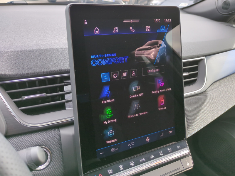 Photo 13 de l'offre de RENAULT SYMBIOZ 1.6 E-TECH FULL HYBRID 145CH ESPRIT ALPINE - 23 % à 29999€ chez Automobiles 25
