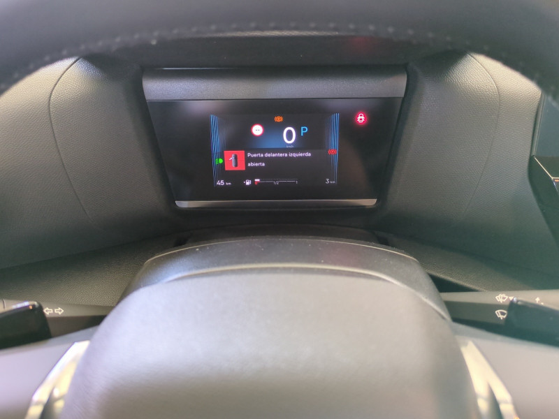 Photo 7 de l'offre de CITROEN C4 1.2 HYBRIDE 145CH S&S PLUS AUTOMATIQUE -32% à 21799€ chez Automobiles 25