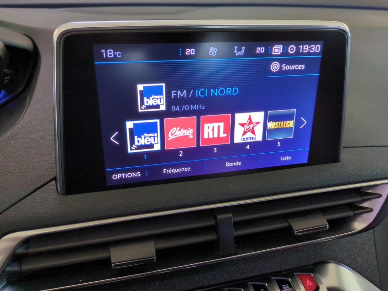 Photo 13 de l'offre de PEUGEOT 3008 1.5 BLUEHDI 130CH E6.C GT LINE S&S 7CV à 17490€ chez Automobiles 25