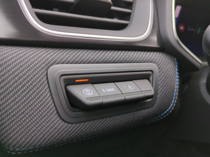 Photo 15 de l'offre de RENAULT SYMBIOZ 1.6 E-TECH FULL HYBRID 145CH ESPRIT ALPINE - 23 % à 29999€ chez Automobiles 25