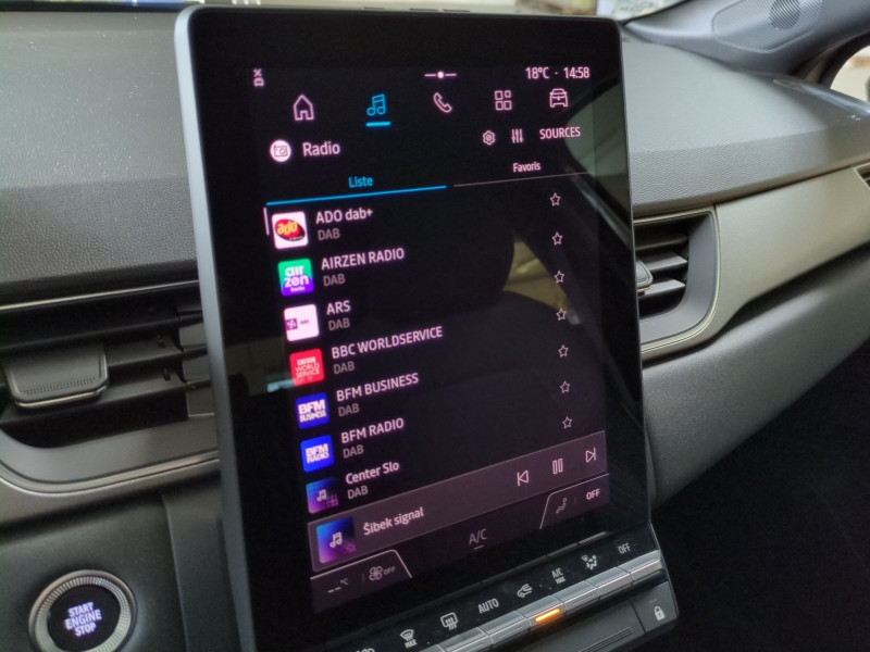 Photo 9 de l'offre de RENAULT CAPTUR II 1.0 TCE 90CH TECHNO - 24% à 22999€ chez Automobiles 25