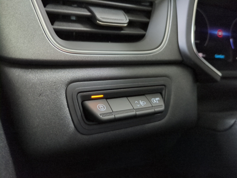 Photo 16 de l'offre de RENAULT CAPTUR II 1.0 TCE 90CH TECHNO - 24% à 22999€ chez Automobiles 25