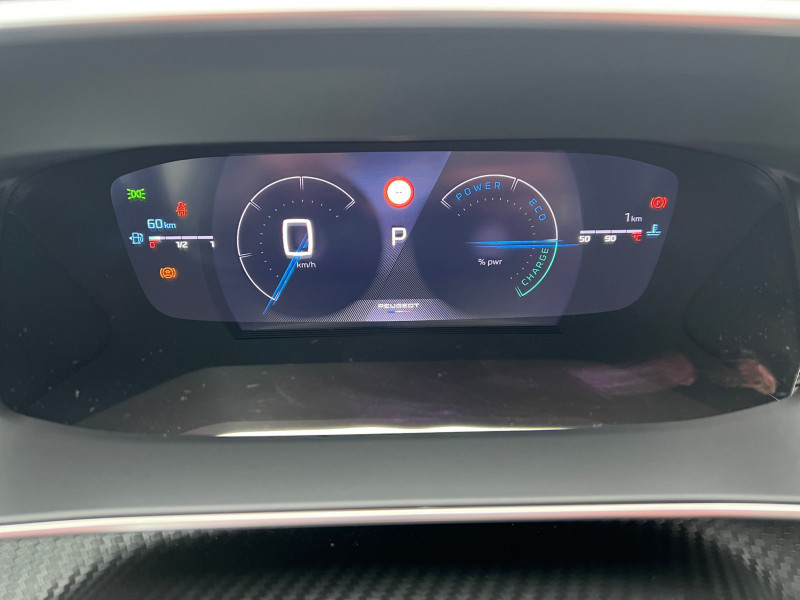 Photo 3 de l'offre de PEUGEOT 2008 1.2 HYBRID 136CH GT E-DCS6 - 25 % à 25998€ chez Automobiles 25