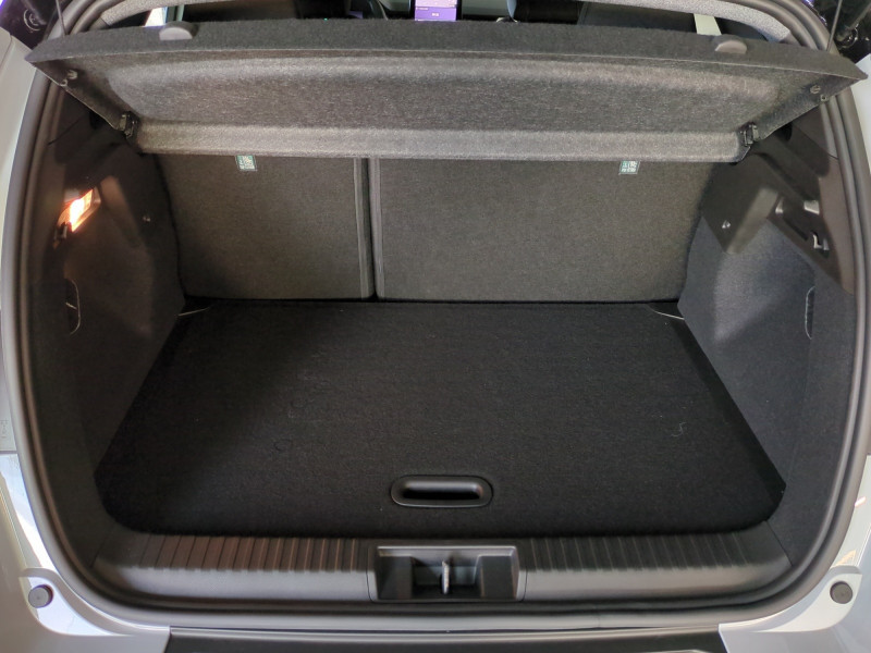 Photo 19 de l'offre de RENAULT CAPTUR II 1.0 TCE 90CH EVOLUTION - 26% à 20498€ chez Automobiles 25