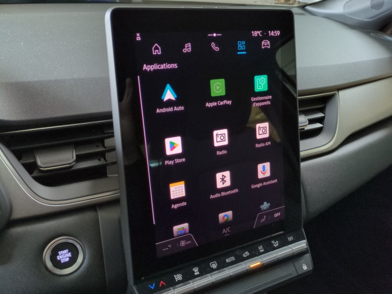 Photo 11 de l'offre de RENAULT CAPTUR II 1.0 TCE 90CH TECHNO - 24% à 22999€ chez Automobiles 25