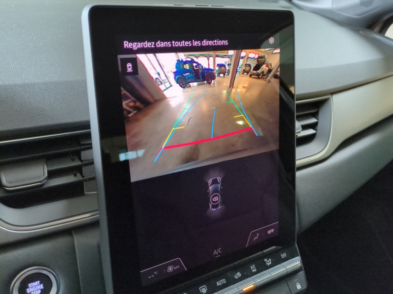 Photo 14 de l'offre de RENAULT CAPTUR II 1.0 TCE 90CH TECHNO - 24% à 22999€ chez Automobiles 25