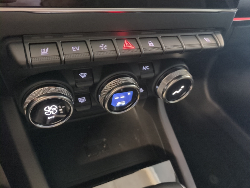 Photo 15 de l'offre de RENAULT ARKANA 1.6 E-TECH 145CH FULL HYBRID ESPRIT ALPINE -28% à 29499€ chez Automobiles 25