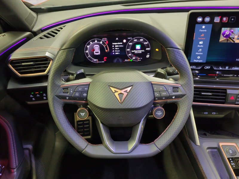 Photo 4 de l'offre de CUPRA FORMENTOR 1.5 ETSI HYBRID 150CH V DSG7 -27% à 33999€ chez Automobiles 25