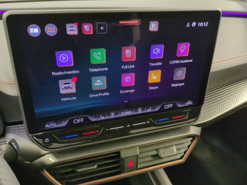 Photo 11 de l'offre de CUPRA FORMENTOR 1.5 ETSI HYBRID 150CH V DSG7 -27% à 33999€ chez Automobiles 25