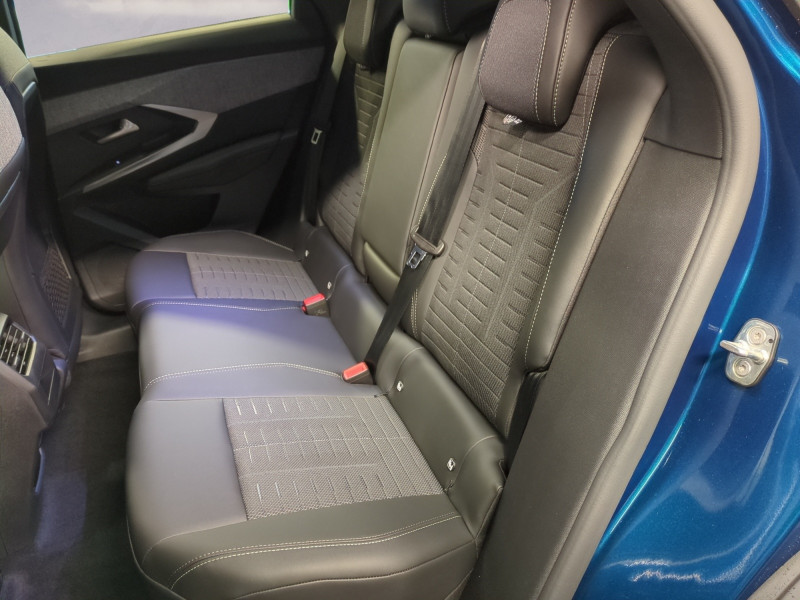 Photo 6 de l'offre de PEUGEOT 3008 1.2 HYBRID 145CH GT E-DCS6 -27% à 32498€ chez Automobiles 25
