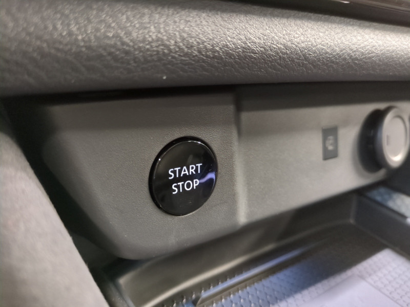 Photo 15 de l'offre de NISSAN QASHQAI E-POWER 190CH N-DESIGN -29% à 33998€ chez Automobiles 25