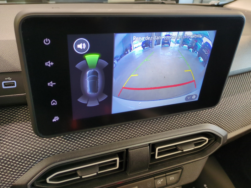 Photo 14 de l'offre de DACIA SANDERO 1.0 TCE 90CH EXPRESSION -4% à 15998€ chez Automobiles 25