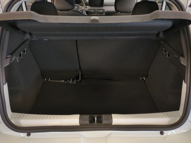 Photo 19 de l'offre de DACIA SANDERO 1.0 TCE 90CH EXPRESSION -4% à 15998€ chez Automobiles 25