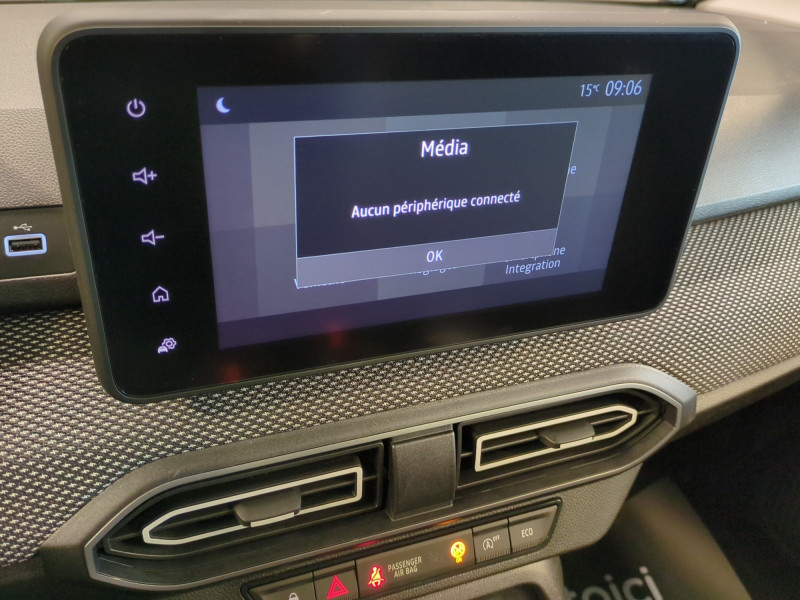 Photo 10 de l'offre de DACIA SANDERO 1.0 TCE 90CH EXPRESSION -4% à 15998€ chez Automobiles 25