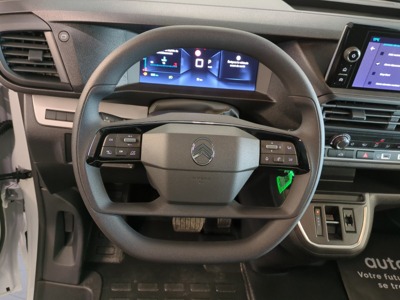 Photo 3 de l'offre de CITROEN JUMPY FG XL 2.0 BLUEHDI 145CH S&S EAT8 -34% à 31198€ chez Automobiles 25