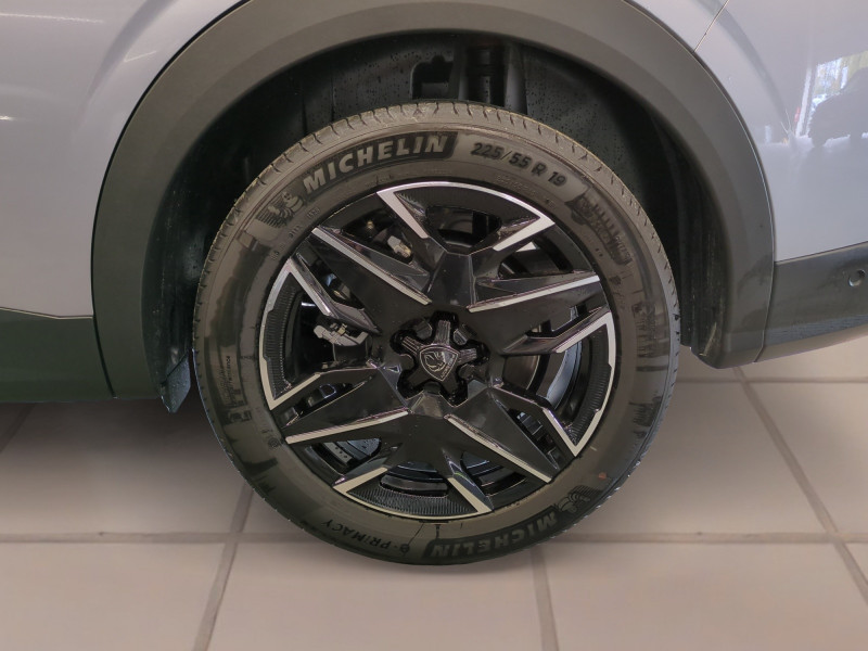 Photo 20 de l'offre de PEUGEOT 5008 HYBRID 145CH GT E-DCS6 -25% à 38998€ chez Automobiles 25